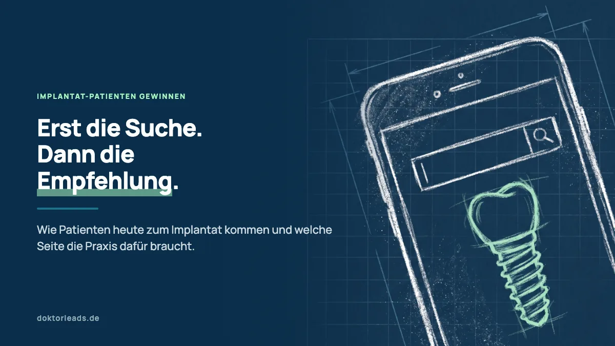 Kreidezeichnung eines Smartphones mit Suchleiste, darunter ein grün hervorgehobenes Zahnimplantat als Suchergebnis